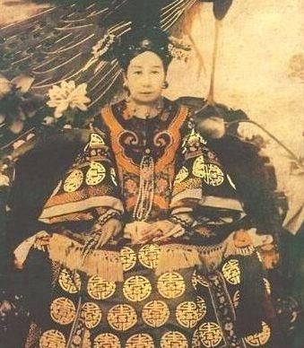 慈禧太后：从贵人到掌权者的传奇之路