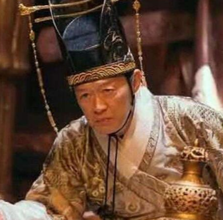 魏忠贤：从街头混混到明朝权宦的传奇人生