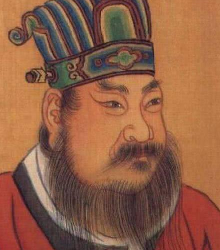 王莽：历史争议中的皇帝评判