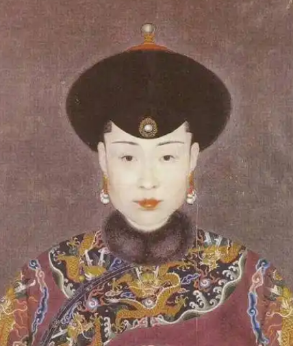 乾隆皇贵妃苏佳氏：深受宠爱却未能合葬之谜