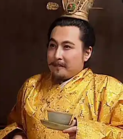 曹丕图谋篡汉时，曹节怒斥护汉献