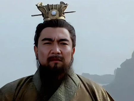 曹操：忠臣之名与背负骂名的历史悖论