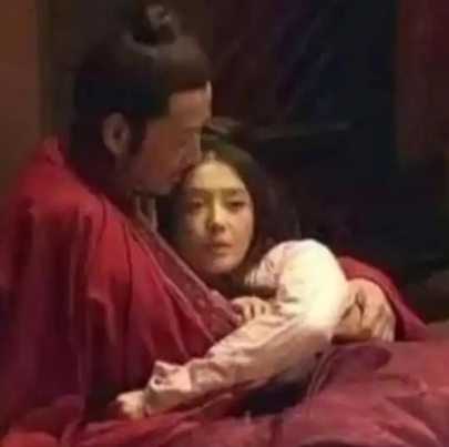 薄姬为何选择与儿子合葬而非丈夫？