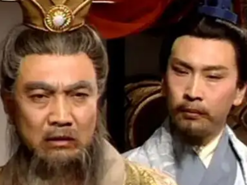 杨修解“一人一口酥”，曹操本意何在？
