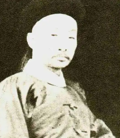 瓜尔佳·荣禄：能力卓越的政治与军事强人