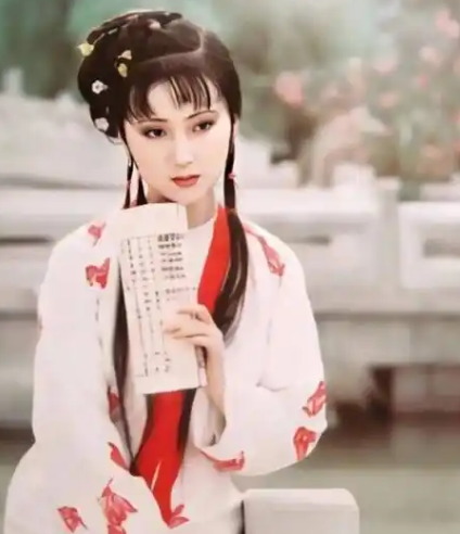 林黛玉对红拂女的崇拜之情探源