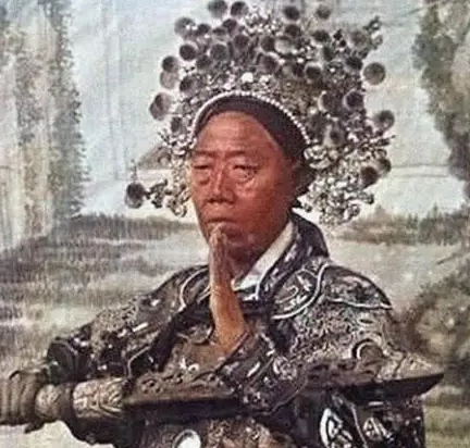 李莲英死因之谜：历史尘埃下的未解之局