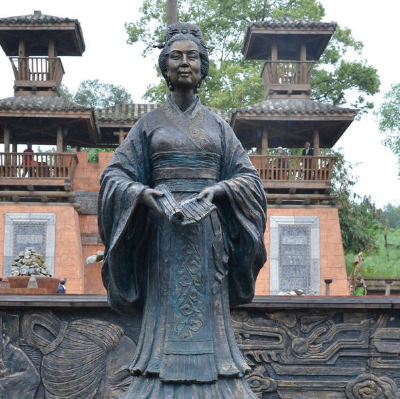 巴寡妇清的生意经：丹砂女王的传奇故事