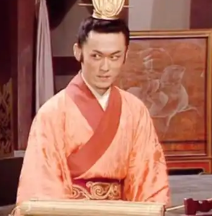 曹丕称帝前的抉择：与曹植的兄弟之争及魏王太子之路