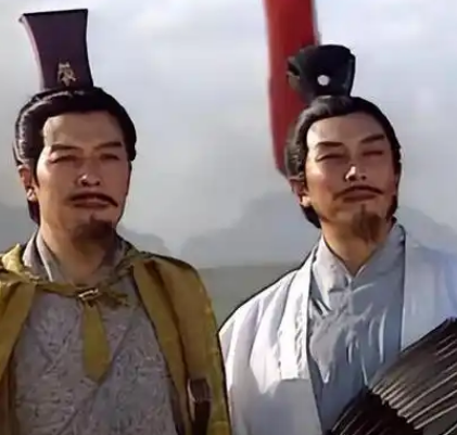 从刘备托孤看诸葛亮称帝野心：历史的真实与误解