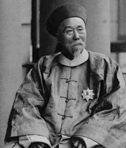 李鸿章：爱国忠臣还是千古罪人？全面评价其历史功过