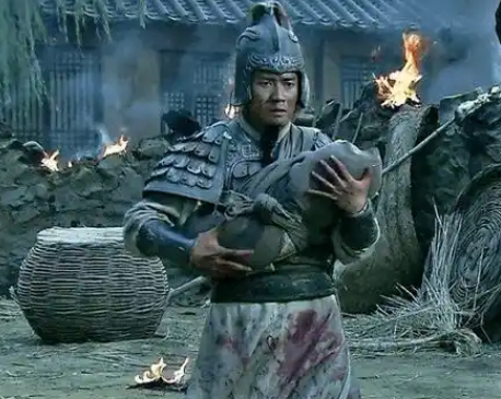 赵云舍命救刘禅，为何刘禅未显敬重之心？