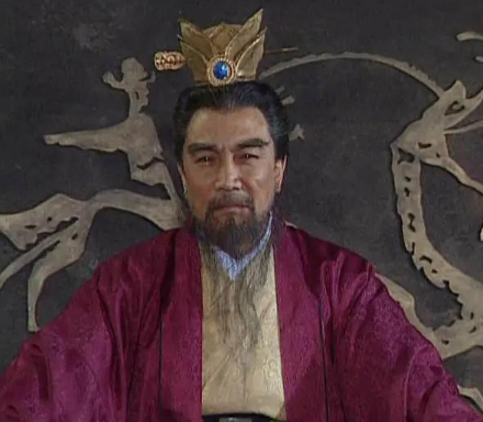 曹操：忠奸难辨的汉室守护者？