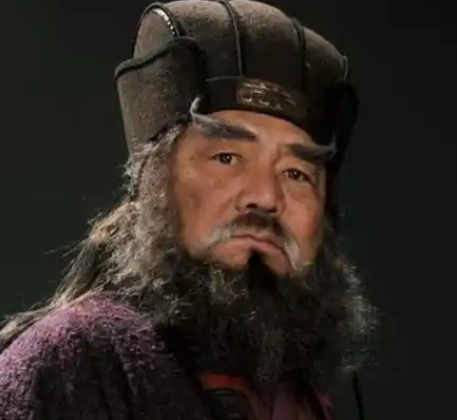 董卓：东汉末年的权臣与乱世枭雄