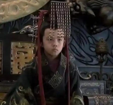 汉献帝禅让皇位后，日子为何反而更舒心？