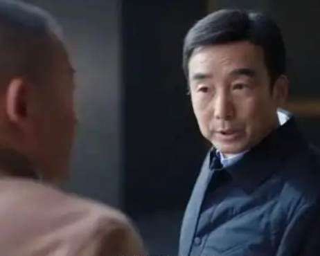 大河之水中郑昊的结局是什么？