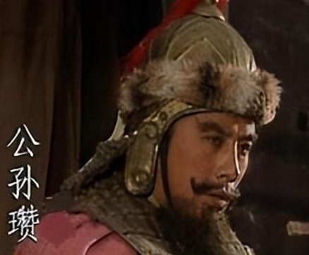 公孙瓒的兴衰之谜：从威震边疆到迅速败亡