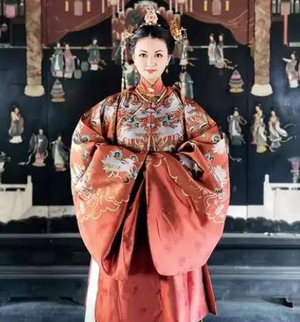 孝渊景皇后被废之谜：权力漩涡中的女性悲剧