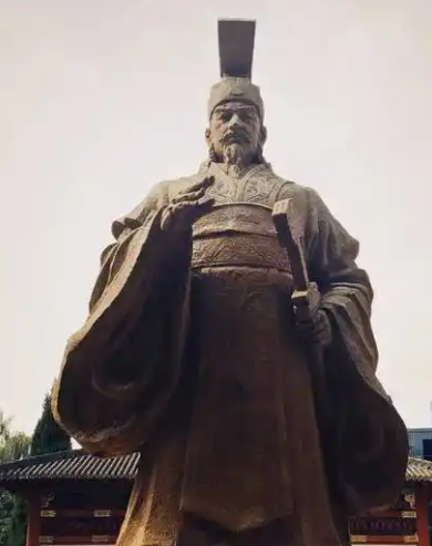 秦出公与秦献公：权力漩涡中的叔侄恩怨与秦国中兴之路