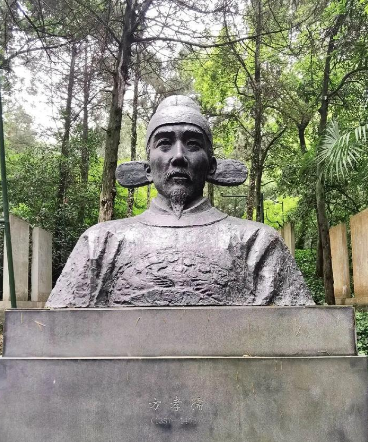 方孝孺：忠义千秋的殉道者还是迂腐的卫道士？