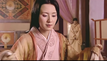 钩弋夫人与李夫人：汉武后宫双姝的绝代风华与命运沉浮