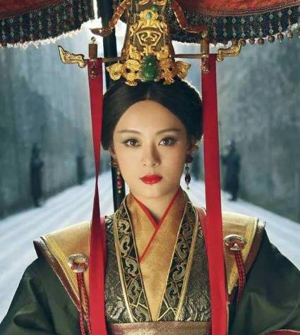 芈月：从权谋巅峰到政治祭坛的秦国太后