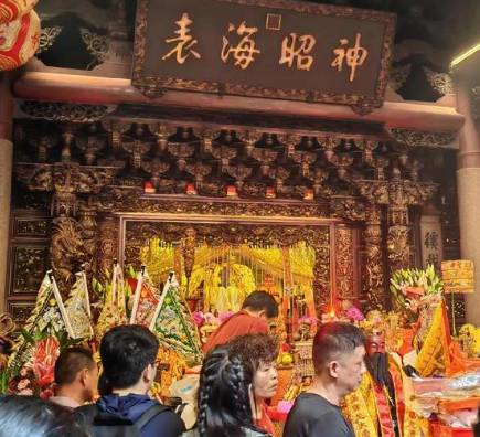 哪些人不能拜妈祖庙？传统禁忌与现代信仰的碰撞