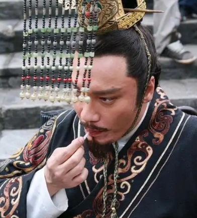 高纬有多荒诞？在权力深渊中沉沦的末代帝王