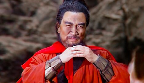 华容道义释曹操：关羽的忠义抉择与军法代价