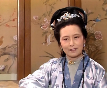 红楼梦中王夫人：荣国府的当家主母与贾政之妻