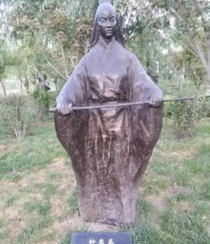钟离春真丑还是假丑：历史镜像中的“丑女”真相