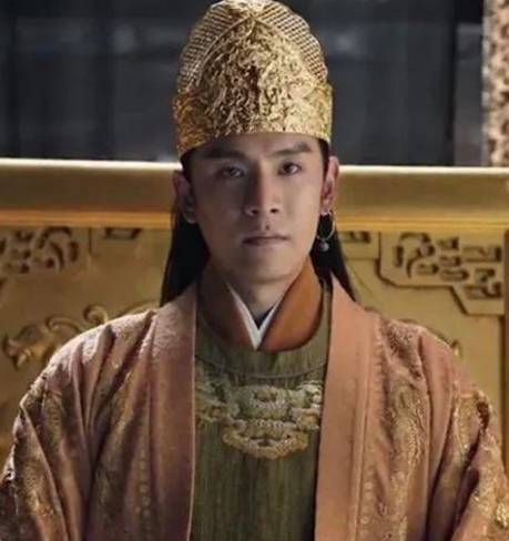 姚泓生母之谜：历史迷雾中的母子情深与权力纠葛