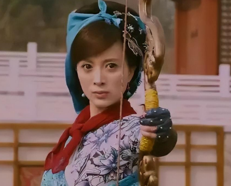 杨家八个媳妇谁更厉害：巾帼群英的武力与智慧之争