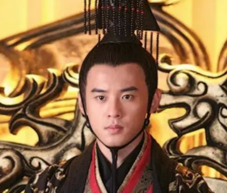 窦太后为何不喜欢刘启：权力、情感与家族利益的复杂纠葛