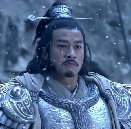 韩信与项羽：军事天才的巅峰对决与历史定位之辨