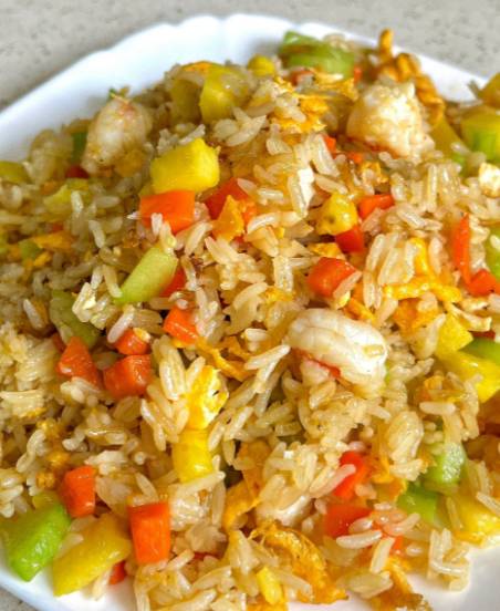 炒饭为何偏爱隔夜饭？科学解析与实用技巧全揭秘