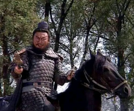 长坂坡之威：张飞独退曹魏众将的军事智慧与心理博弈