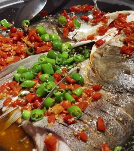 懒人福音：15分钟搞定媲美餐厅的剁椒鱼头