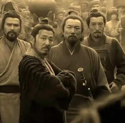 情深与权谋：刘邦多妻与项羽独宠虞姬的深层逻辑