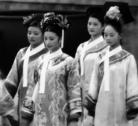 龙华：清朝后宫中方寸间的等级密码与文化符号