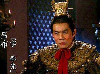 忠义之魂与武力巅峰的碰撞：关羽对吕布态度的深层解析