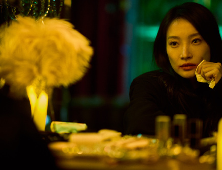 剥茧第14集的分集剧情