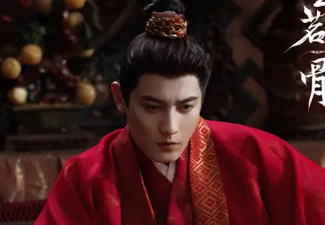 玉茗茶骨杀害杨鼎臣的直接凶手是谁？