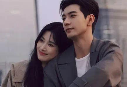 轧戏胡羞和肖稚宇是哪一集在一起的？