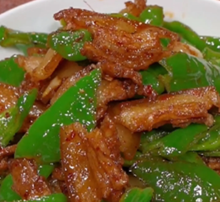 炒猪肉用油秘籍：量与法的精准拿捏