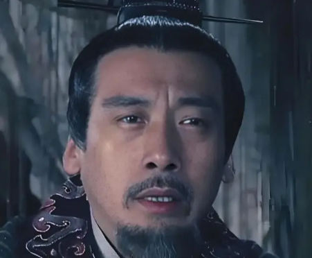审食其与吕后：历史迷雾中的“私情”疑云