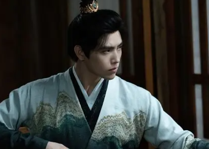 白日提灯韩令秋记忆是不是恢复了？