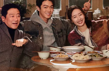  方圆八百米陈辉的上线叫什么名字？