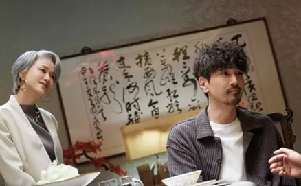 爱情没有神话何韩为什么要封笔？