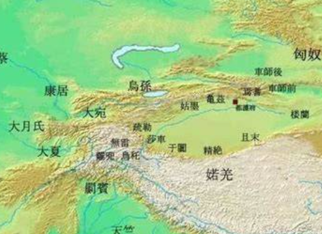 凿空拓边，以策固权：东汉西域经营与中原影响力的重塑之路